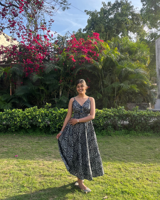 क Maxi Dress