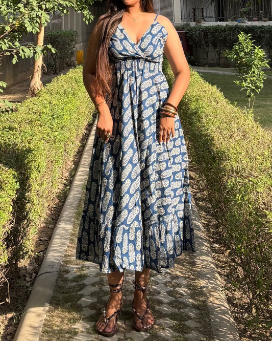 क Maxi Dress