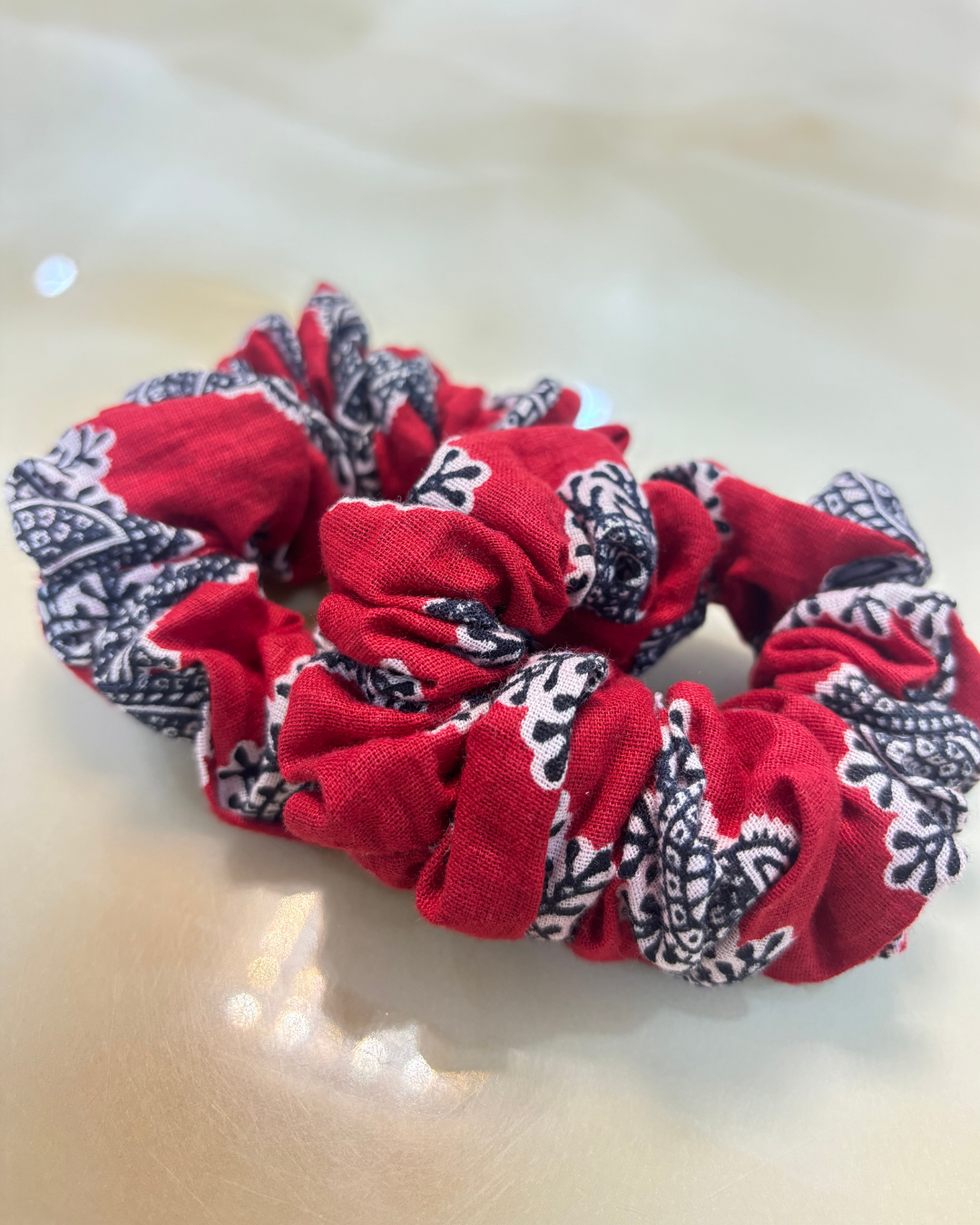क Scrunchie