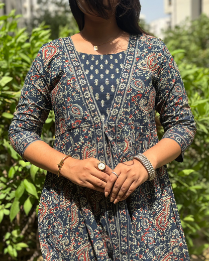 क Two Piece Set
