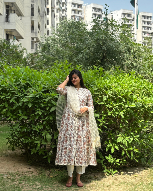 क kurta with dupatta set