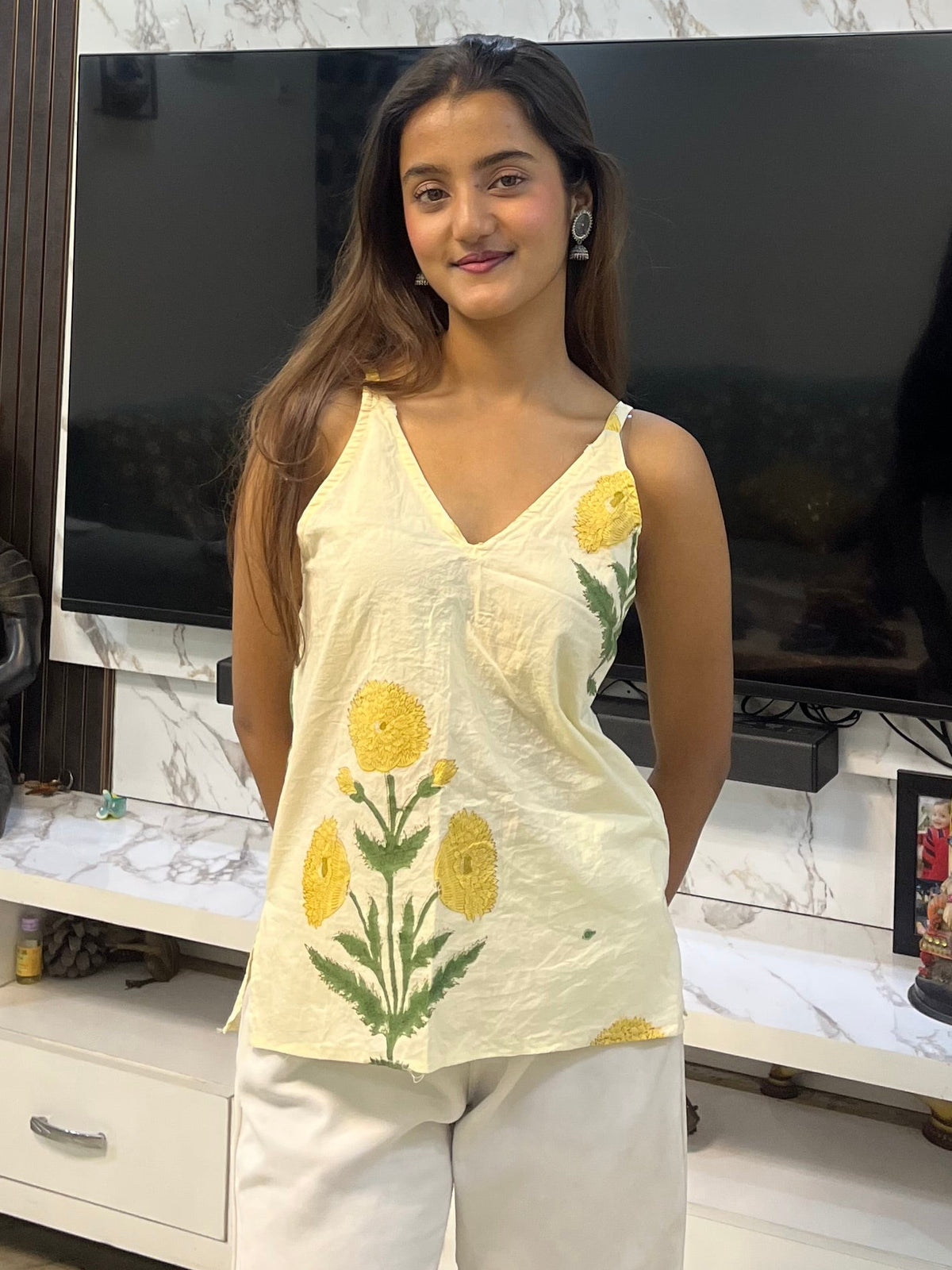 Butter yellow