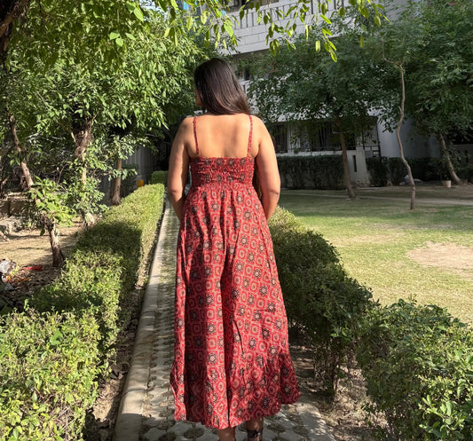 क Maxi Dress