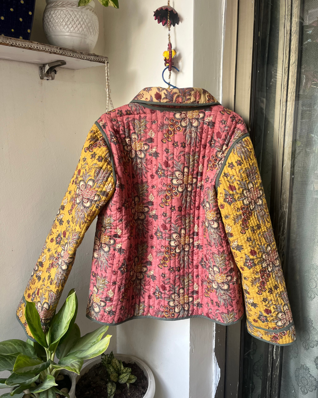 क Quilted Jacket