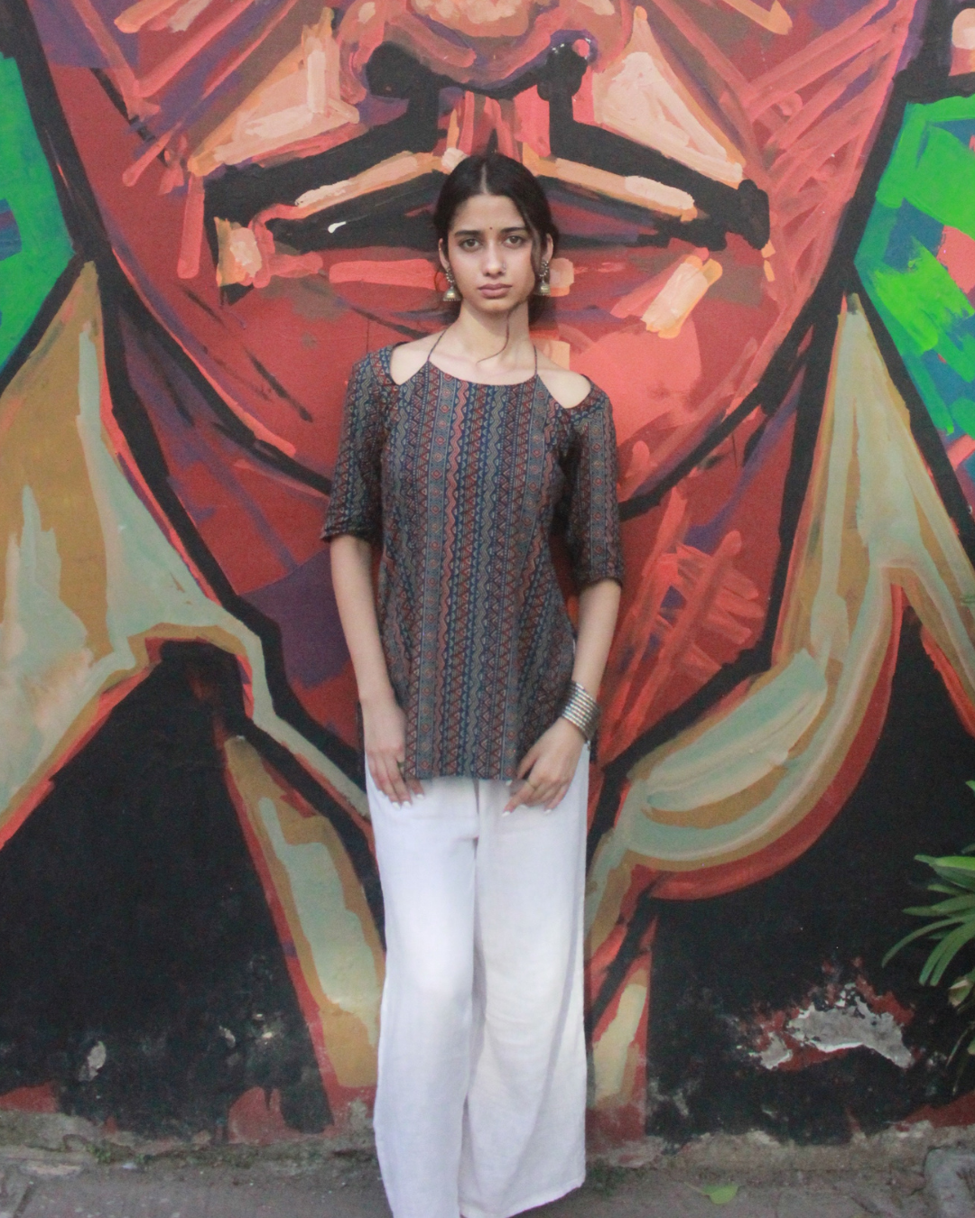 Jhilmil kurti