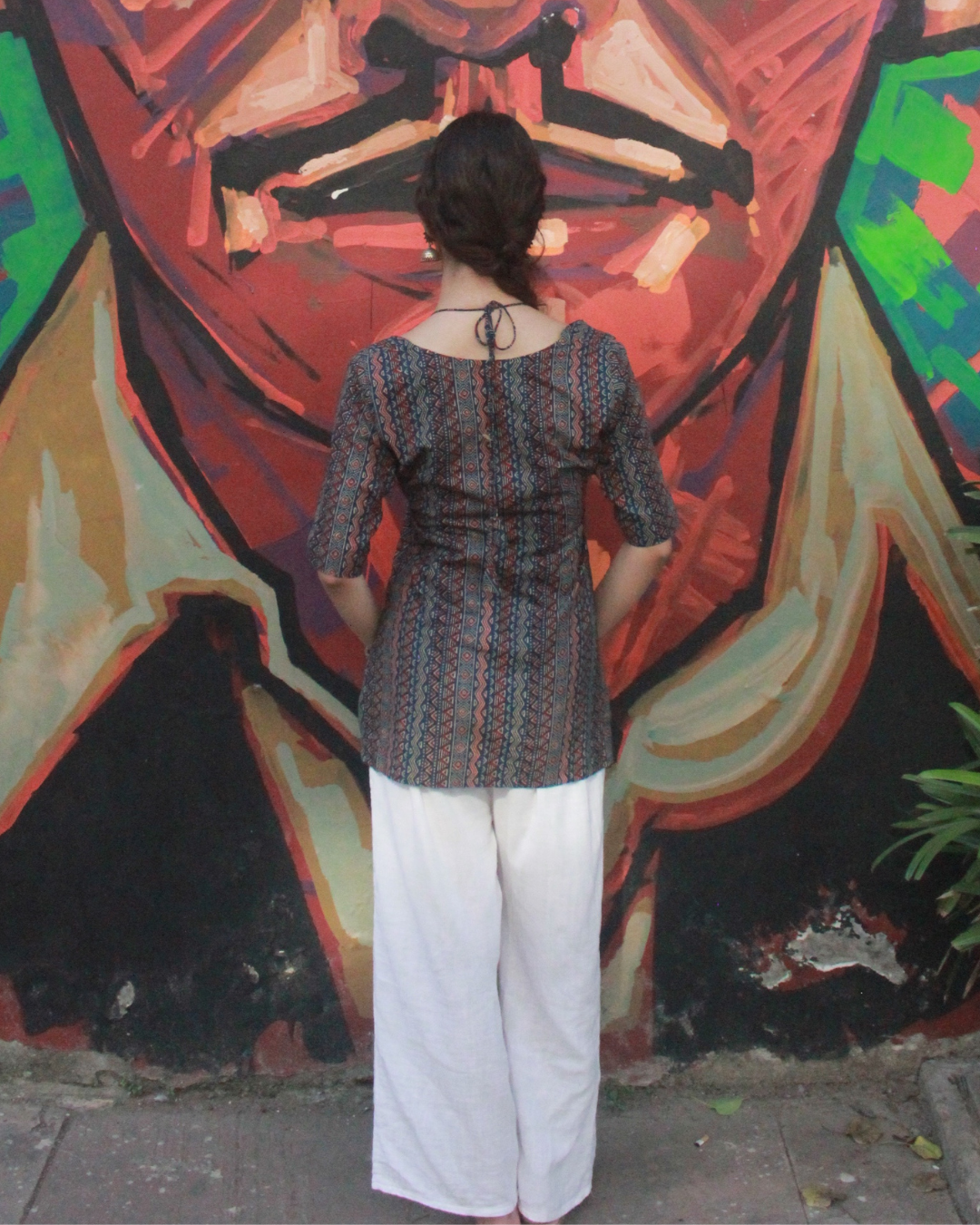 Jhilmil kurti