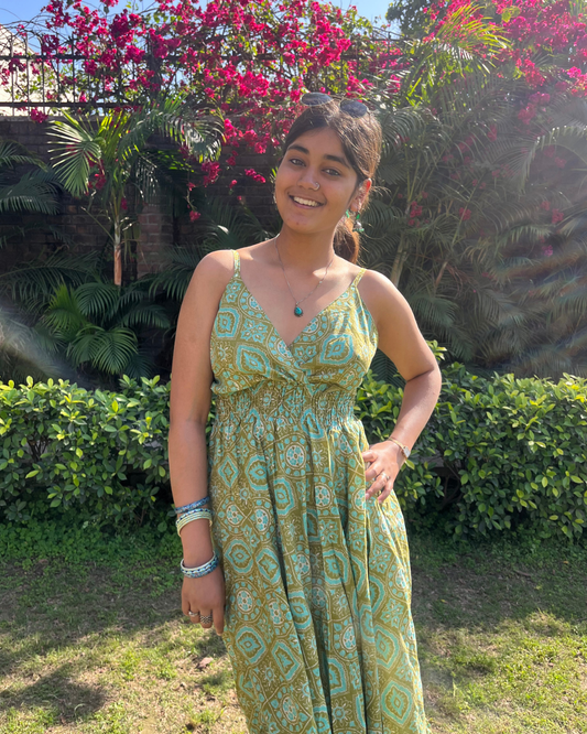 क Maxi Dress