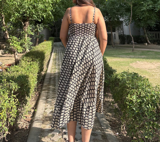 क Maxi Dress